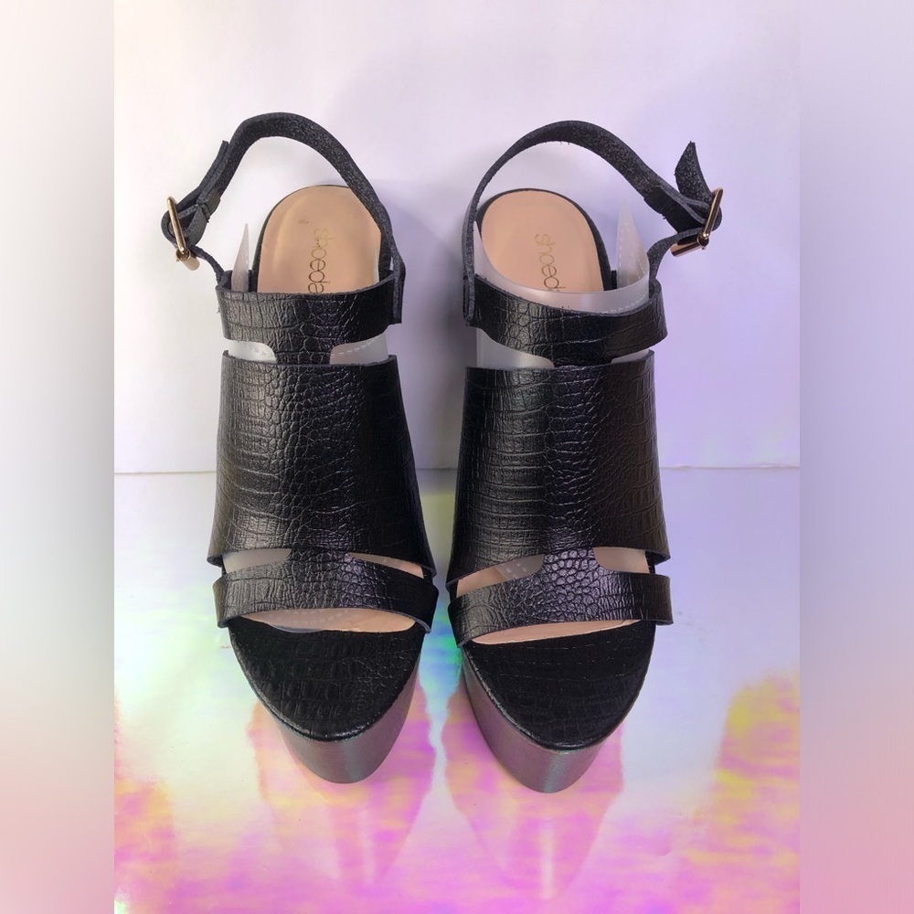 Black Croc-Embossed Platform Heels size 7 NWOT - Picture 3 of 13